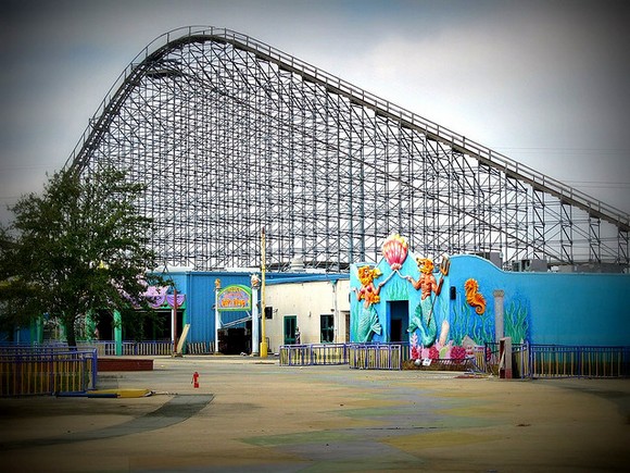 Six Flags Amusement Park